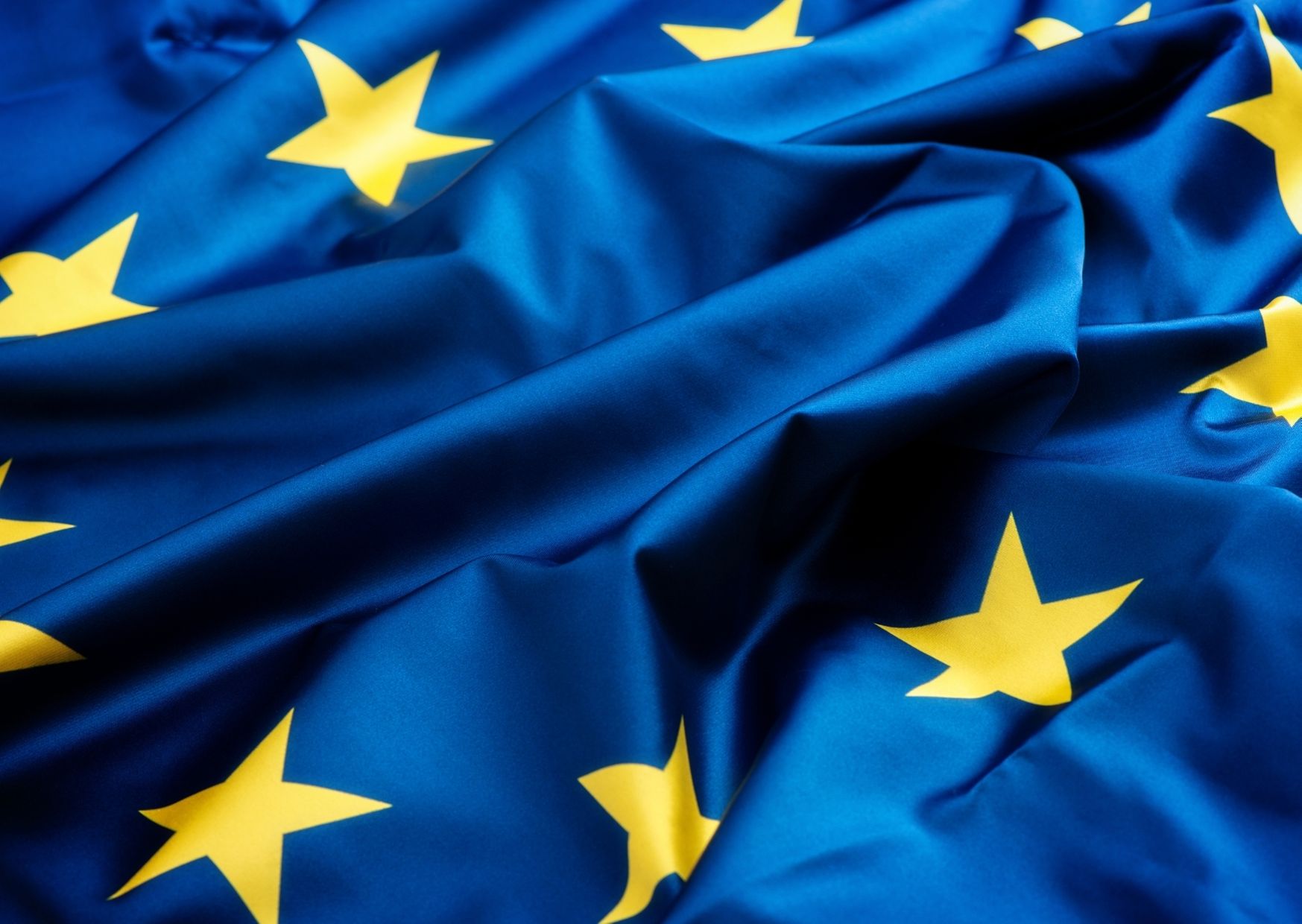 Samorządowcy z UE biją na alarm. Co wynika z raportu o stanie regionów i miast 2026?